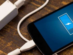 Названа опасность ночной зарядки смартфона