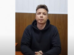 На видео  с «признанием» Протасевича  видно следы пыток и принуждения — The Washington Post