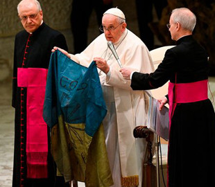 Папа Римський знову заявив про бажання відвідати Київ