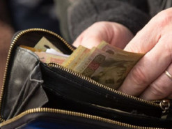 Отримати від держави 3 тисячі гривень: шахраї поширюють фейковий чат-бот "Дія"