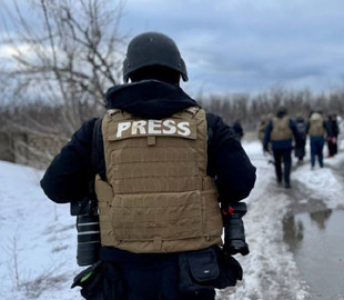 Західні журналісти на східному фронті: три десятки ЗМІ побували "на нулі" в Авдіївці