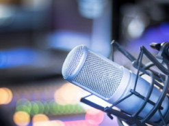 Хакеры включили гимн Украины в эфире российской радиостанции