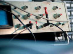 ФБР расследует, как американская электроника попала к российским военным - WP