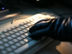 Интернет-аферисты увели со счета украинца 59 тысяч гривен