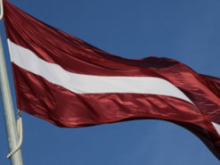 Латвія закликала своїх громадян негайно залишити росію