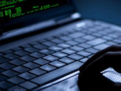 США підозрюють українку в допомозі російським хакерам здійснювати кібератаки