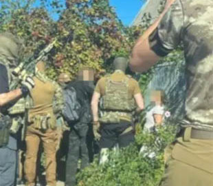 Служба безпеки викрила двох коригувальниць вогню російських окупантів