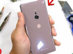 Смартфон Sony Xperia XZ2 оказался крепким орешком в тесте на прочность