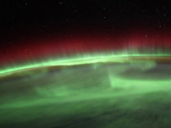 Астронавт NASA зробив захоплюючі знімки північного сяйва з космосу