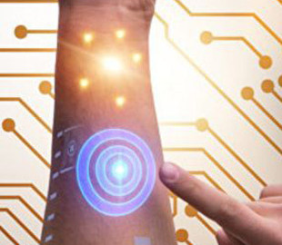 Чип в теле человека: эксперты назвали плюсы и минусы технологии будущего