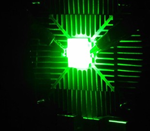 Разработан дисплей на квантовых точках, передающий миллиард цветов