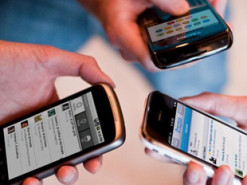 Як довше зберегти заряд на телефоні: 10 простих способів