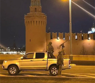 Атака дронів на Москву. У Мережі поширили фото мобільної вогневої групи біля Кремля