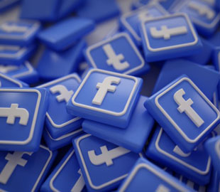 Стресс и наркотики: СМИ рассказали о тайной жизни модераторов Facebook