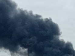 У Бєлгородській області РФ після вибухів почалася сильна пожежа