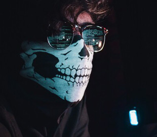 Хакеры взломали сайт «верховного суда ДНР»