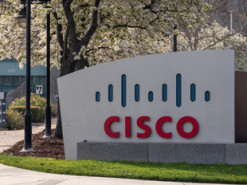 Хакери зламали цифрові телефони Cisco, щоб шпигувати за урядами по всьому світу