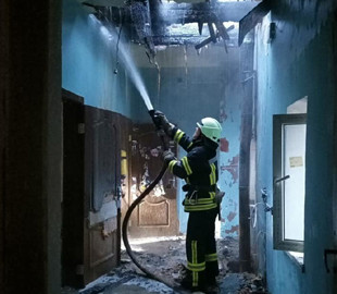 Возле “Казацкого Дома” в Киеве загорелся интернет-магазин