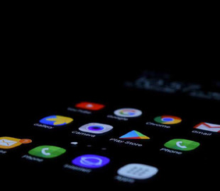 Я не знав, що в мене Google Pay заблокували, – епічне відео з тролейбуса в Росії