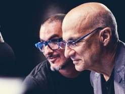 Глава Apple Music уйдет из компании 