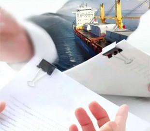 Моряки отримують документи для виїзду на роботу: як їх оформити