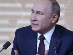 В России государственные каналы скрыли счетчики лайков и дизлайков под новогодним обращением Путина