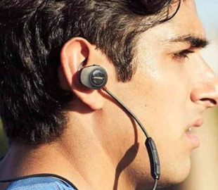 Опасная технология: взрыв Bluetooth-наушников привел к гибели пользователя, - СМИ