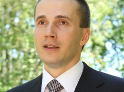 Арештовані гроші з банку сина Януковича віддали військовим