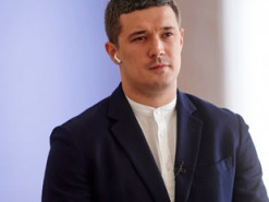 Мінцифра попросила компанію Meta не блокувати українців у Facebook та Instagram