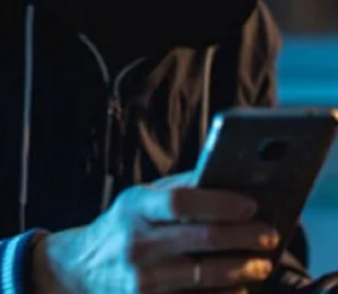 Пенсіонерів знову обкрадають. Шахраї використовують нову схему з Ощадбанком