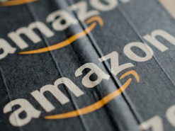 Сенаторы требуют от Amazon отчитаться за увольнение бастовавших из-за COVID-19 сотрудников