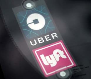 Uber и Lyft одновременно подали заявки на IPO