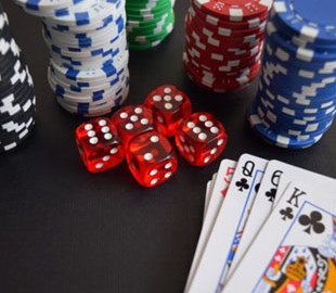 Силовики изъяли у организатора подпольных онлайн-казино 17 млн. ​​грн.