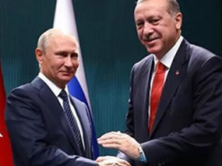 Путін хотів співпрацювати з виробником «Байрактарів». Туреччина відповіла