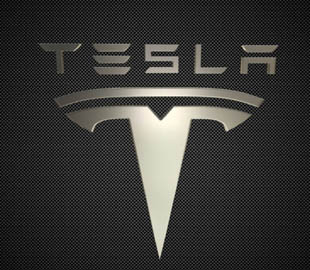Tesla уступила всем брендам в рейтинге Топ-100