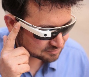 Apple займется очками дополненной реальности