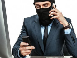 На Кам`янеччині шахраї ошукали переселенку на понад 47 тис грн