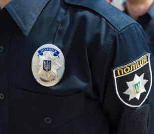 В Киеве полицейские изъяли контрафактные электронные сигареты на сумму 700 тысяч гривен