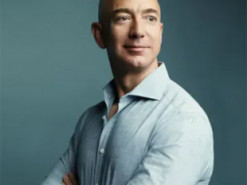 Засновник Amazon Безос святкує весілля у Венеції попри обурення містян