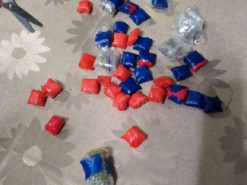 Правоохоронці викрили чоловіка, який організував телеграм-магазин із наркотиками та психотропами