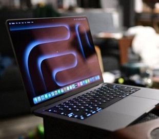 Нові MacBook Pro отримають OLED-екрани: чим вони будуть кращі