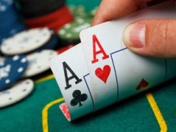 Искусственный интеллект впервые обыграл в покер одновременно пять профи-игроков