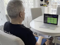 Пацієнту із імплантатом мозку OpenAI допомагає спілкуватися з родиною