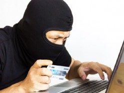 Чоловік втратив 4 тисячі, купуючи запчастини в Інтернеті 