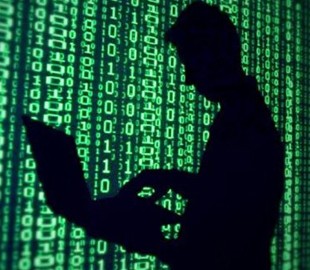 Раскрыты подробности первой кибератаки США на Россию