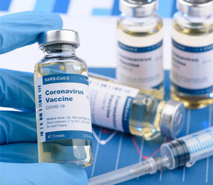 Владельцам iPhone и Android запретили пользоваться соцсетью для противников вакцинации