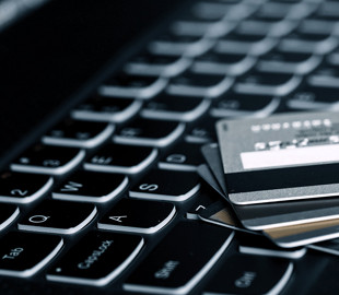 Інтернет-шахраї ошукали жінку на 169 тисяч гривень