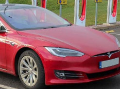 Tesla приостановила производство Model S и Model X