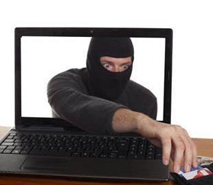 Мужчина поддался на уговоры незнакомца и лишился денег