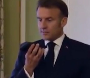 Французький телеканал показав уривки телефонної розмови Макрона з Трампом